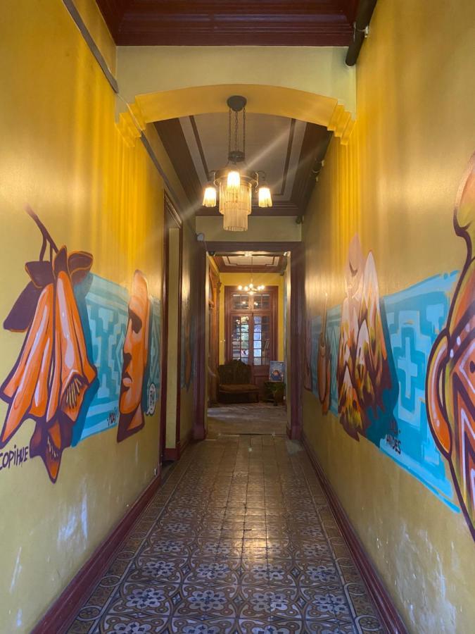 La Casa Roja Hostel Santiago Luaran gambar