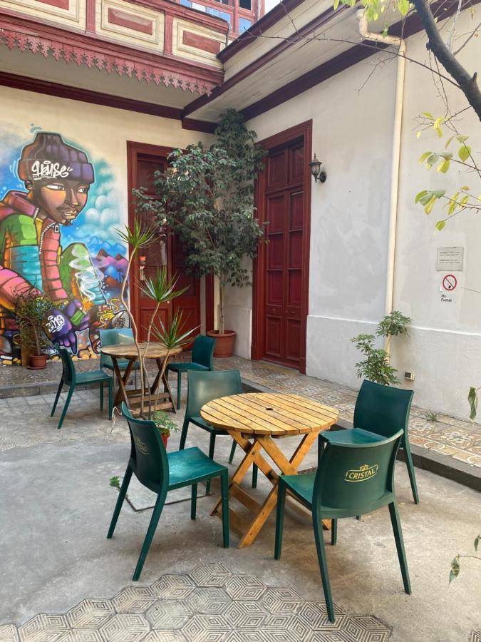 La Casa Roja Hostel Santiago Luaran gambar
