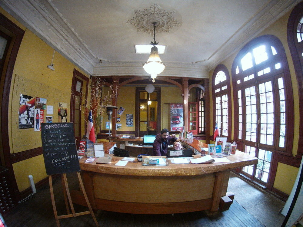 La Casa Roja Hostel Santiago Luaran gambar